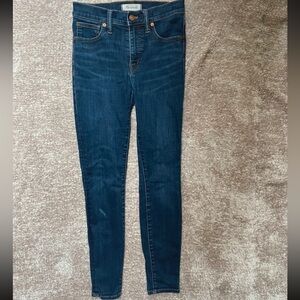 Madewell Blue High Rise Skinny Jeans!